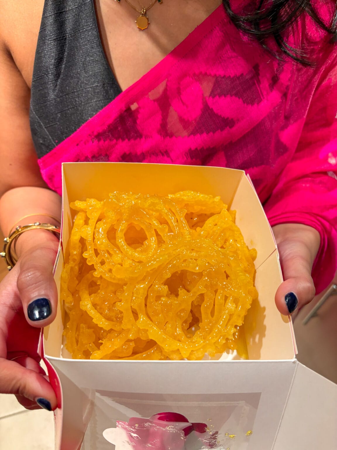jalebi street food in delhi best sweet snack 