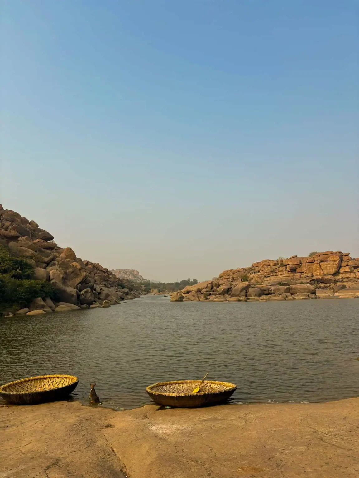 hampi coracle boat ride on Tungabhadra river